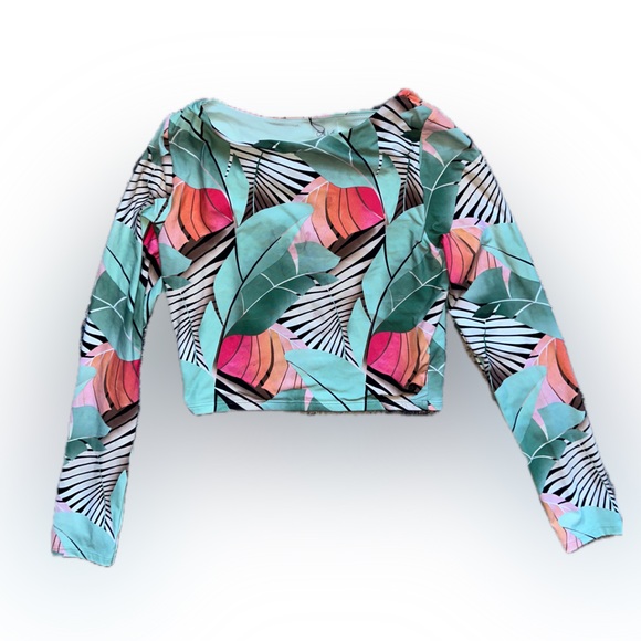 CALIA by Carrie Underwood Other - New Women’s Calia Crop Rash Guard 
Tropical Leaf Print Long Sleeve Top